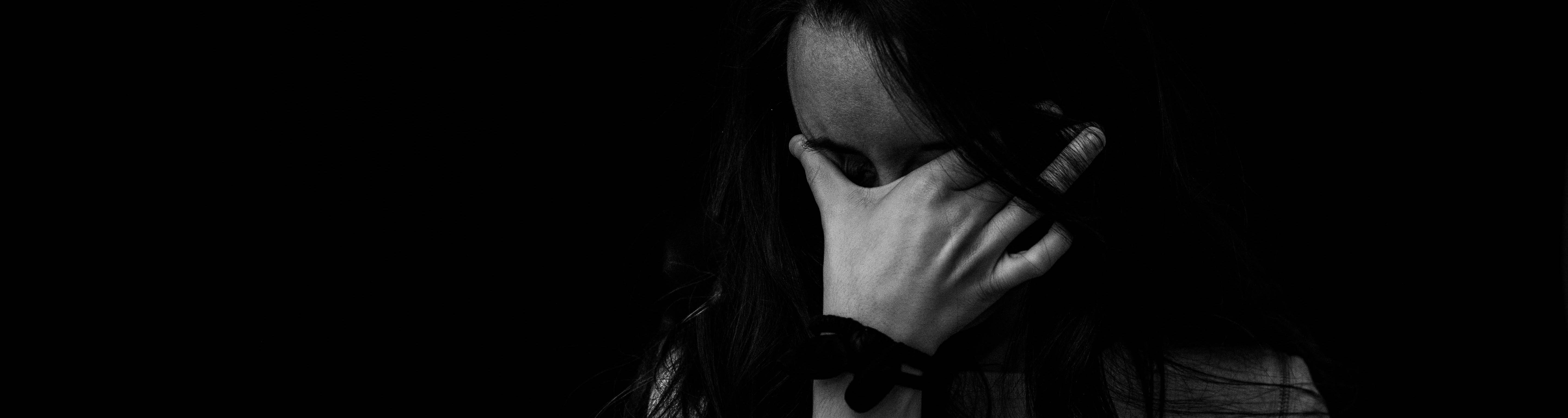 Distraught girl-Photo by Juan Pablo Arenas